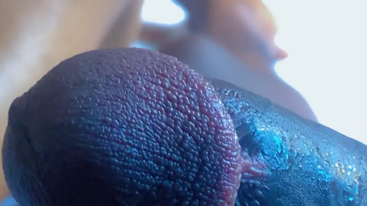 Her Head Game Is Fire, Tip of the Head Blowjob