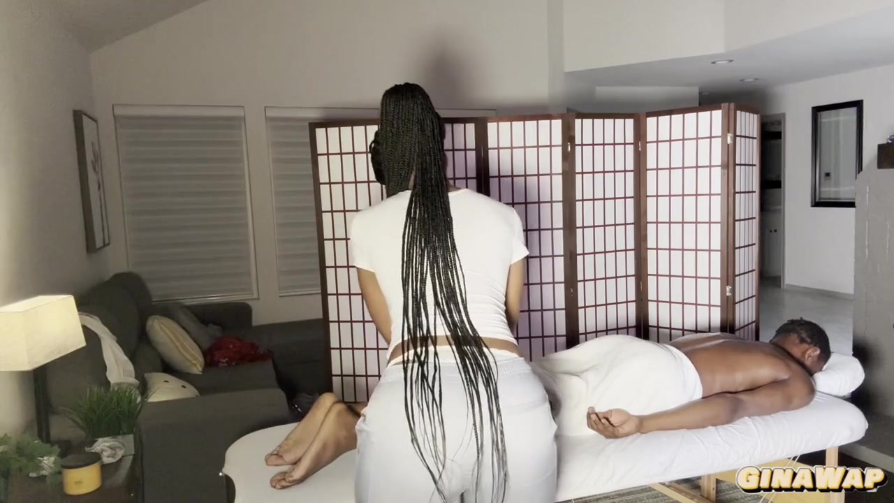 Big Booty Masseuse Helps Big Dick Client Relieve His Stress